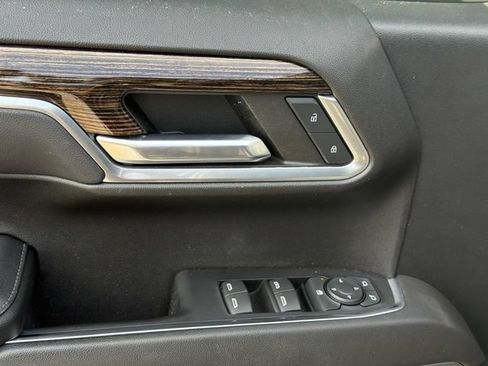 Used 2022 GMC Sierra 1500 Elevation RWD image 25