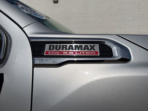 Used 2023 GMC Sierra 3500 Denali AWD/4WD image 10