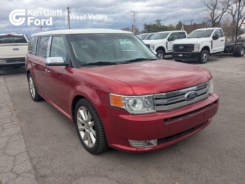Used 2010 Ford Flex Limited image 1