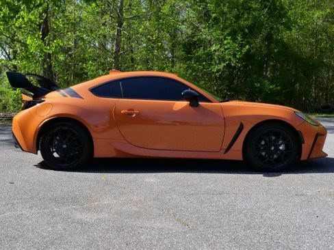 Used 2023 Toyota GR86 10th Anniversary SE image 37