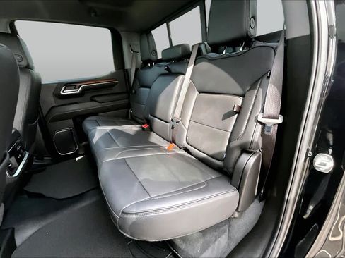 Used 2024 GMC Sierra 1500 Denali w/ Technology Package AWD/4WD image 21