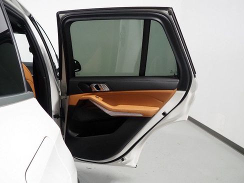 Used 2023 BMW X5 sDrive40i w/ Premium Package image 64