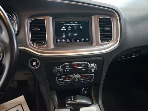 Used 2022 Dodge Charger SXT image 7