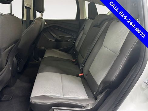 Used 2018 Ford Escape SE image 6