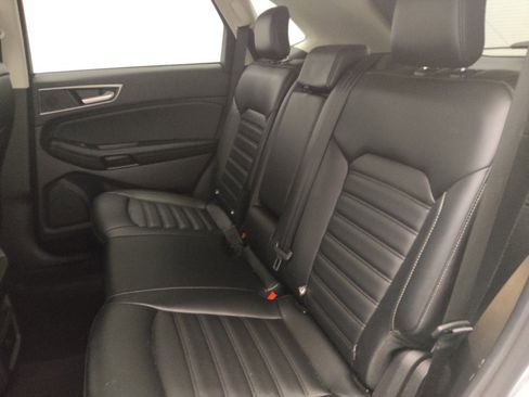 Used 2023 Ford Edge SEL image 18