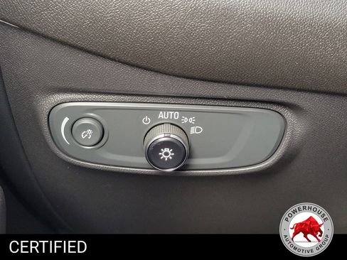 Used 2023 Chevrolet Equinox LS FWD image 27