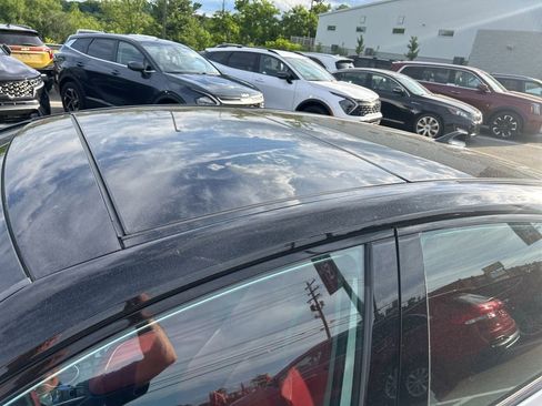 Used 2020 Toyota Camry XSE AWD/4WD image 6