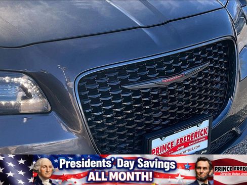 Used 2022 Chrysler 300 S image 26