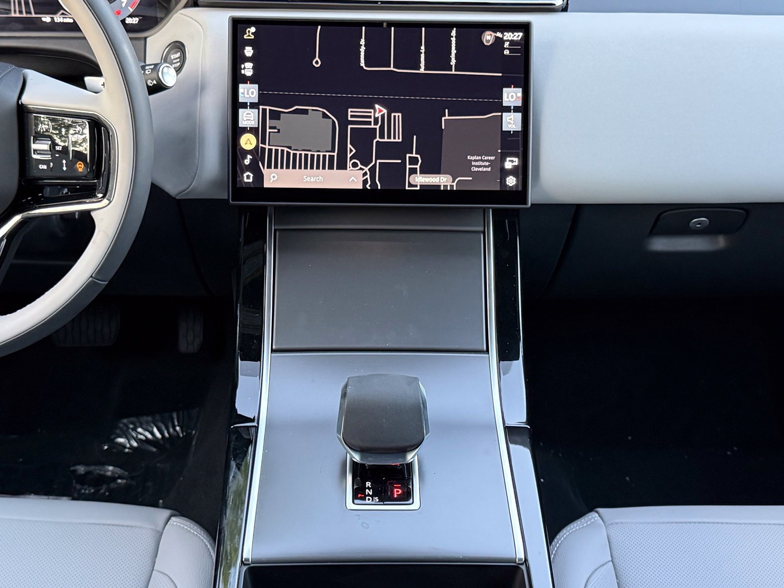 New 2026 Land Rover Range Rover Velar S AWD/4WD image 22