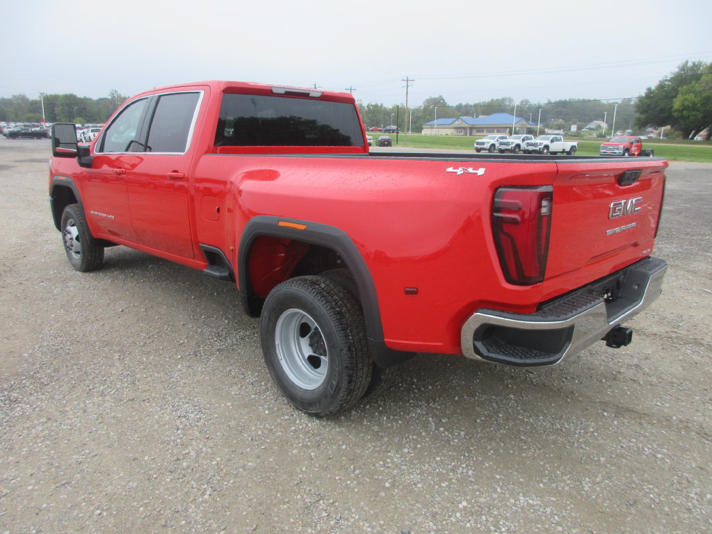New 2026 GMC Sierra 3500 SLE w/ SLE Value Package AWD/4WD image 9