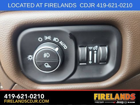 New 2026 RAM 1500 Laramie AWD/4WD image 10
