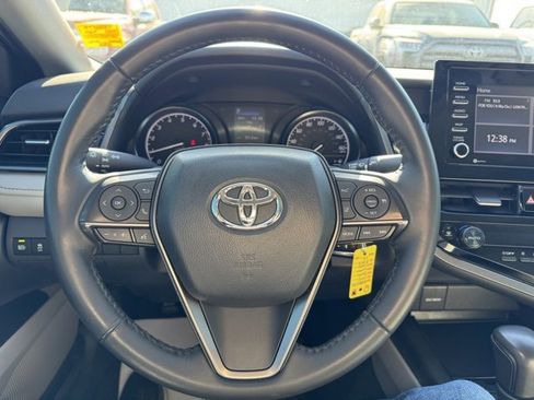 Used 2022 Toyota Camry SE image 22