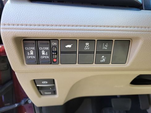 Used 2019 Honda Odyssey EX-L image 27