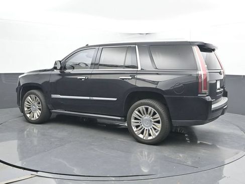 Used 2016 Cadillac Escalade Premium AWD/4WD image 9
