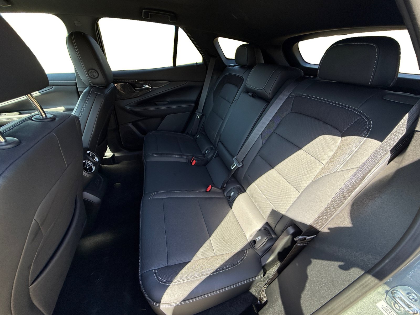 Used 2024 Chevrolet Blazer EV LT AWD/4WD image 16