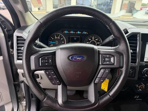 Used 2016 Ford F150 XLT w/ Equipment Group 302A Luxury RWD image 29