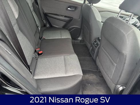 Used 2021 Nissan Rogue SV image 15