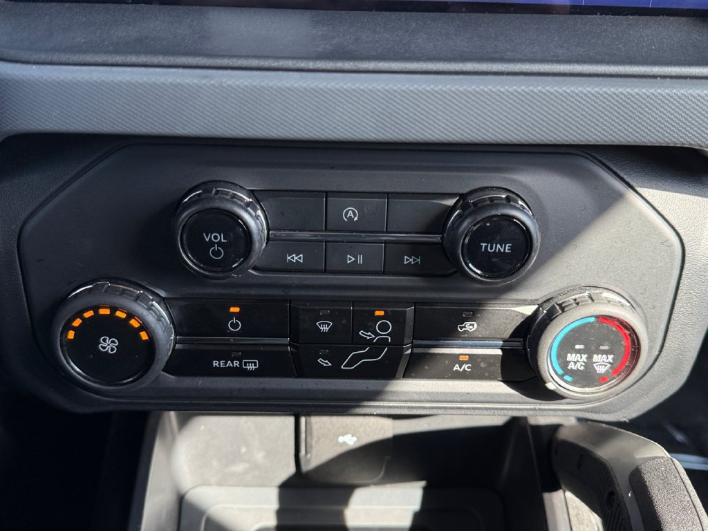 Used 2024 Ford Bronco Big Bend AWD/4WD image 16