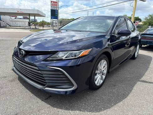 Used 2022 Toyota Camry LE image 1