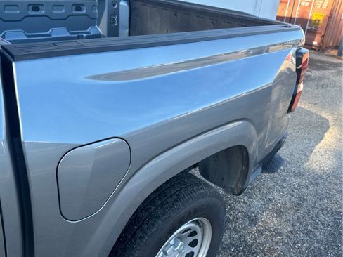 Used 2024 Chevrolet Colorado W/T image 15