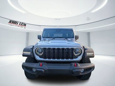 Certified 2024 Jeep Wrangler Rubicon image 7