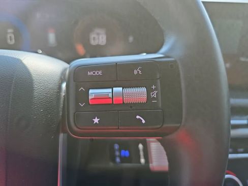 Used 2024 Hyundai Santa Fe SEL FWD image 19