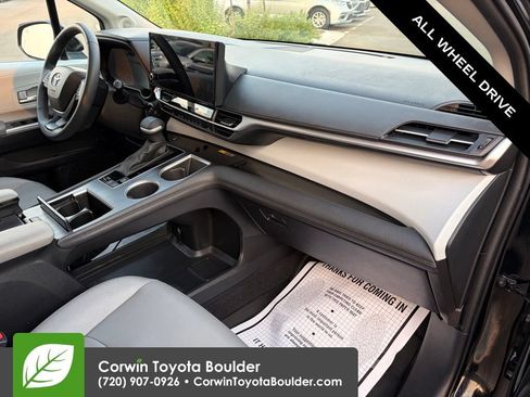 Used 2025 Toyota Sienna XLE w/ XLE Plus Package AWD/4WD image 14