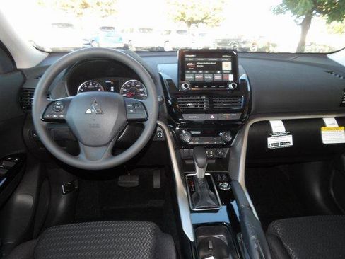 New 2026 Mitsubishi Eclipse Cross LE image 13