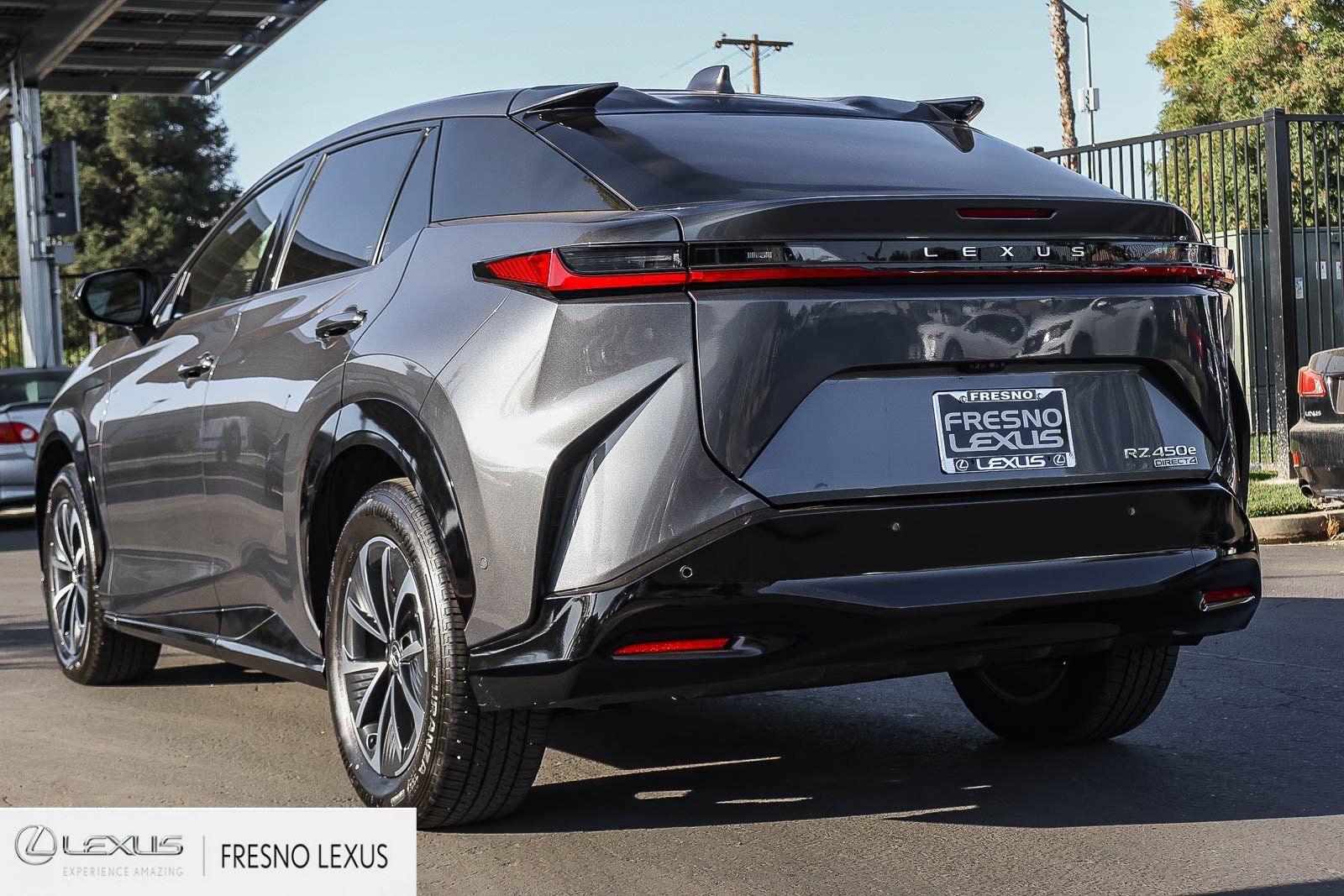 Used 2023 Lexus RZ 450e Premium w/ Technology Package AWD/4WD image 4