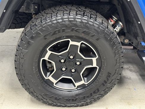 Used 2022 Jeep Gladiator Mojave w/ LED Lighting Group AWD/4WD image 11