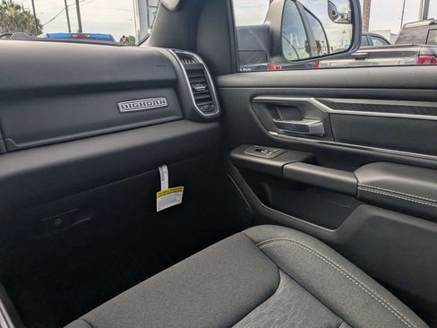New 2026 RAM 1500 Big Horn AWD/4WD image 17