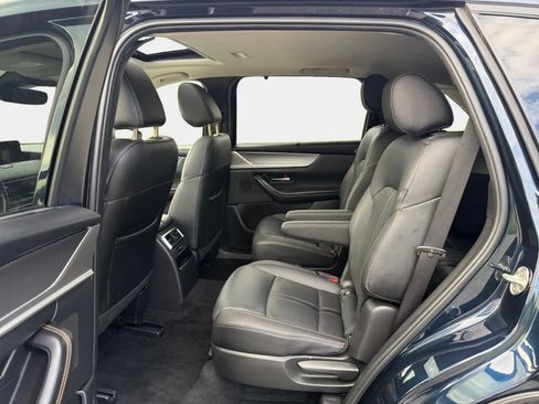 Used 2025 MAZDA CX-90 3.3 Turbo w/ Preferred Package AWD/4WD image 10