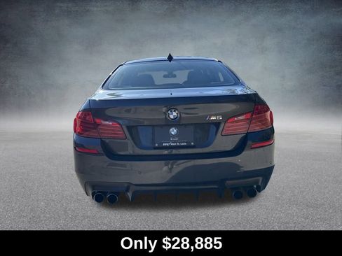Used 2016 BMW M5 image 4