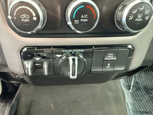 Used 2021 RAM 1500 Big Horn w/ Trailer Tow Group image 26