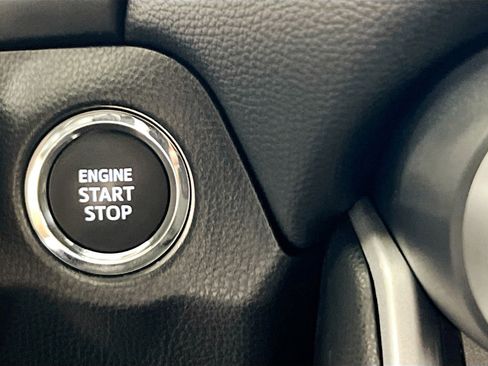 Used 2025 Toyota RAV4 XLE w/ Convenience Package FWD image 24