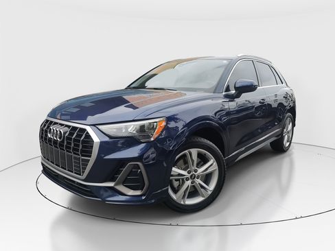 Used 2022 Audi Q3 2.0T Premium w/ Convenience Package image 1