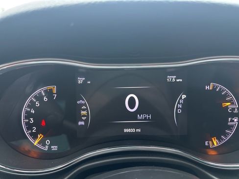 Used 2018 Jeep Grand Cherokee Limited image 25