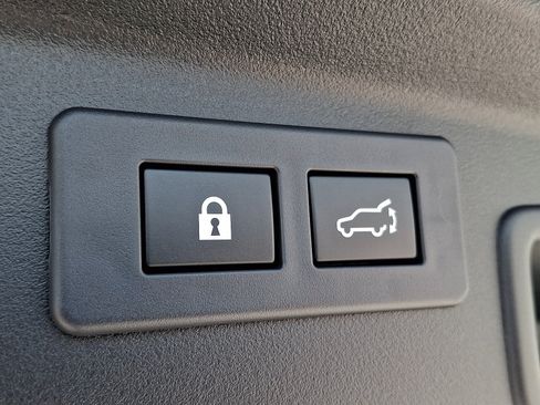 Certified 2026 Subaru Outback Premium AWD/4WD image 29