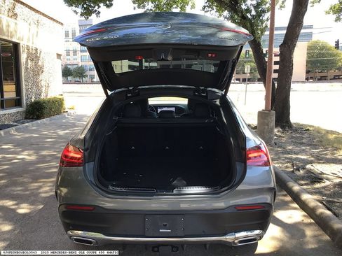 Used 2025 Mercedes-Benz GLE 450 4MATIC Coupe image 10