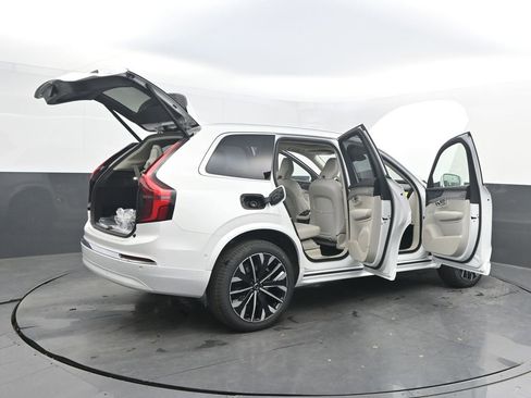 New 2026 Volvo XC90 B6 Ultra w/ Protection Package Premier AWD/4WD image 31