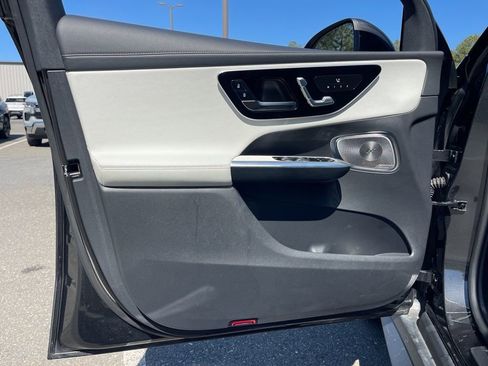 Certified 2023 Mercedes-Benz GLC 300 w/ Pinnacle Trim Package image 17