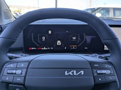 New 2026 Kia Sportage SX FWD image 33