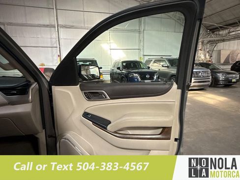 Used 2019 GMC Yukon XL Denali w/ Open Road Package image 28