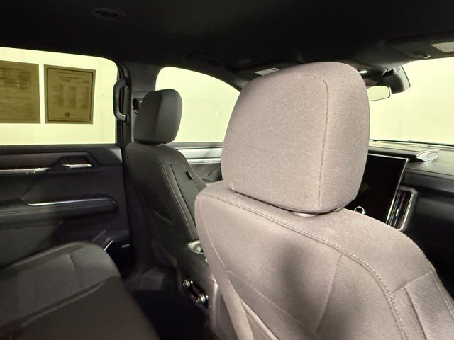 Used 2025 GMC Acadia Elevation FWD image 27