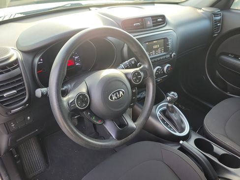 Used 2018 Kia Soul image 22