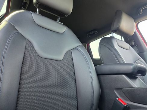 New 2026 Jeep Compass Latitude image 14