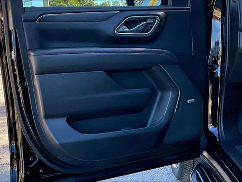 Used 2023 Chevrolet Tahoe RST image 25