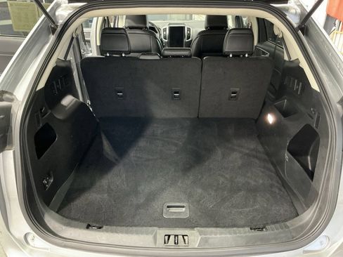 Used 2024 Ford Edge SEL image 25