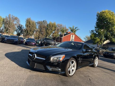 Used 2013 Mercedes-Benz SL 550 image 3