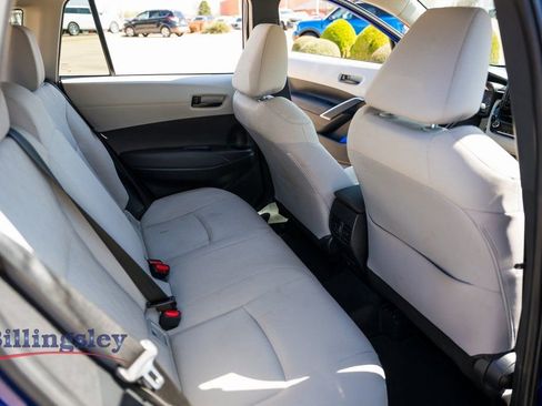 Used 2023 Toyota Corolla Cross LE image 14